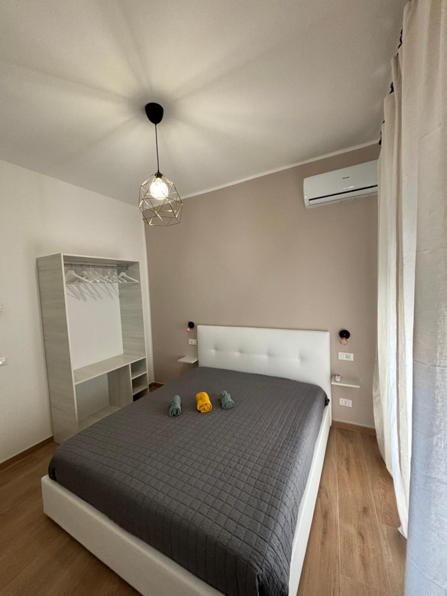 Perni Rooms Palermo Eksteriør billede