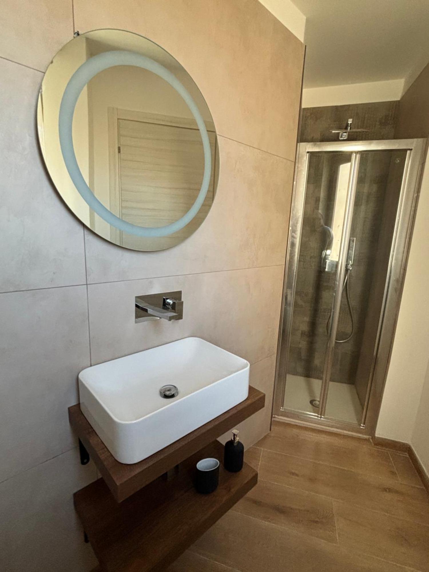 Perni Rooms Palermo Eksteriør billede